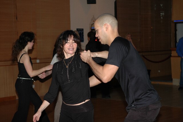 min 2006 12 25 agora 180
